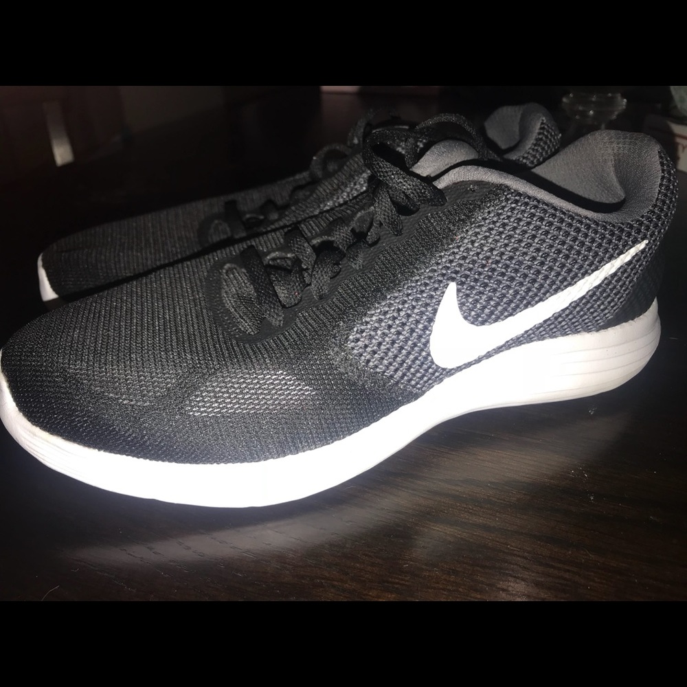 Nike women’s 9W